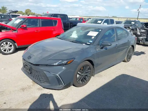 4T1DAACK1SU598768 2025 TOYOTA CAMRY - Image 2