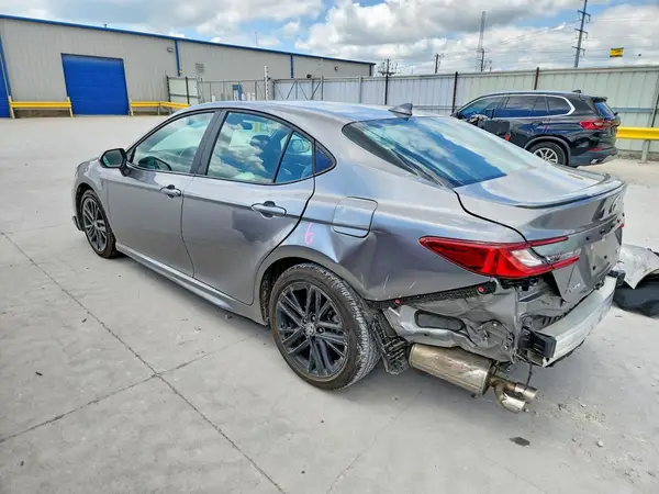 4T1DAACK1SU599399 2025 TOYOTA CAMRY - Image 2