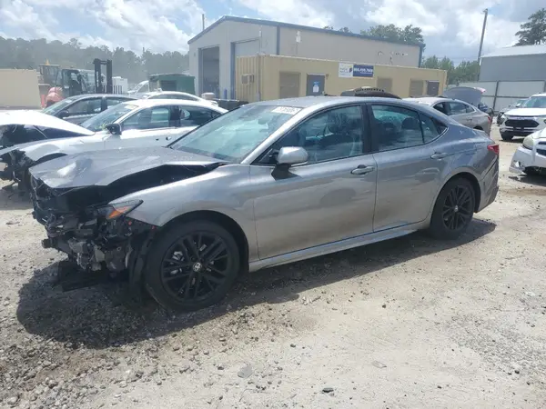 4T1DAACK1SU600101 2025 TOYOTA CAMRY - Image 1