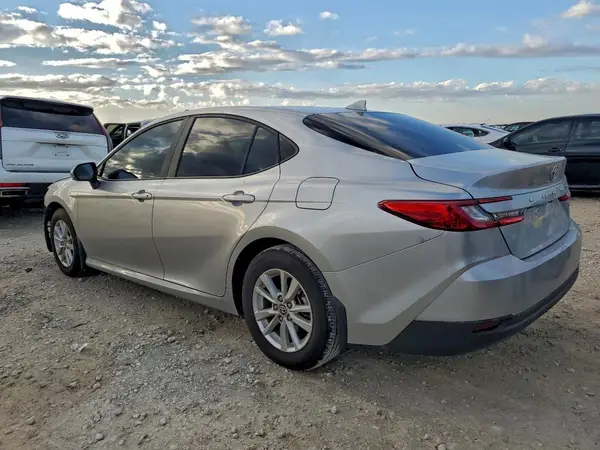 4T1DAACK1SU606982 2025 TOYOTA CAMRY - Image 2