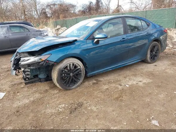 4T1DAACK1SU607470 2025 TOYOTA CAMRY - Image 2