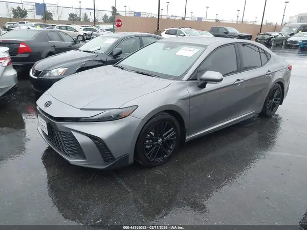4T1DAACK1SU607811 2025 TOYOTA CAMRY - Image 2