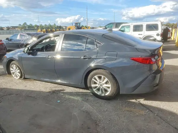 4T1DAACK1SU607923 2025 TOYOTA CAMRY - Image 2