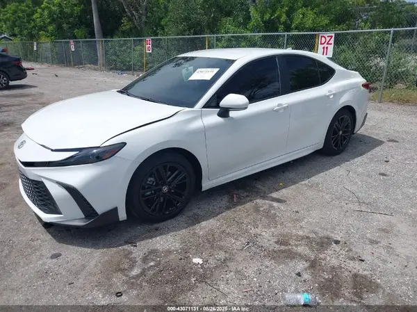 4T1DAACK1SU611194 2025 TOYOTA CAMRY - Image 2