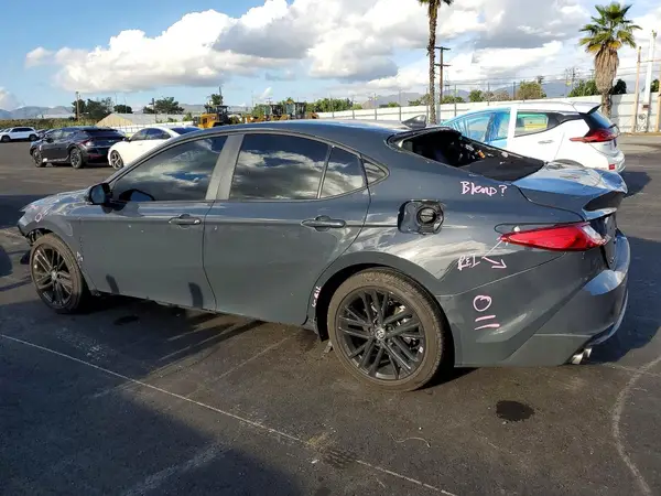 4T1DAACK1SU614077 2025 TOYOTA CAMRY - Image 2