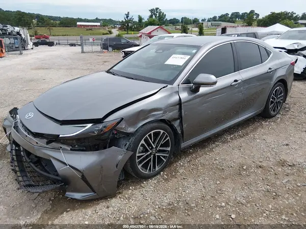 4T1DAACK1SU624818 2025 TOYOTA CAMRY - Image 2