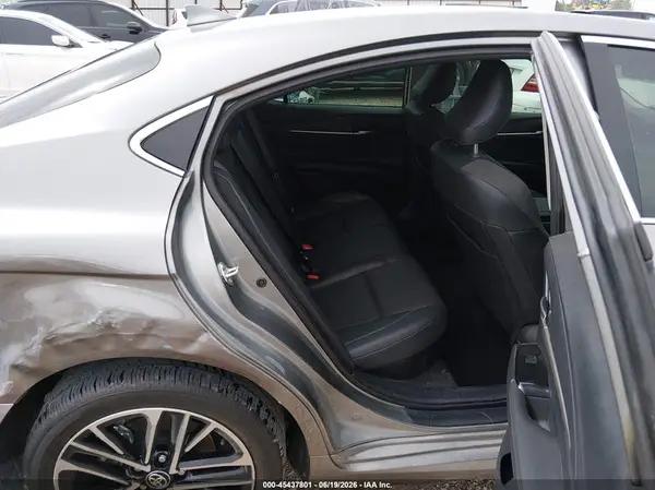 4T1DAACK1SU624818 2025 TOYOTA CAMRY - Image 8