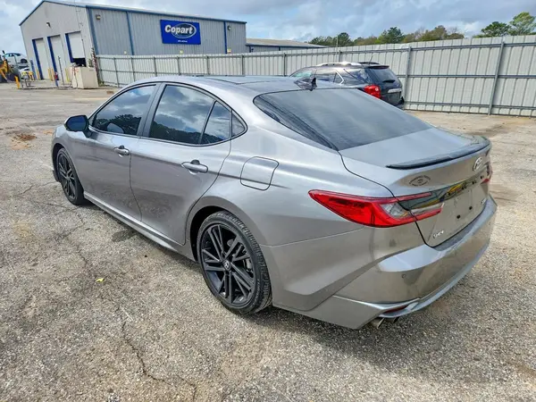 4T1DAACK1SU626505 2025 TOYOTA CAMRY - Image 2