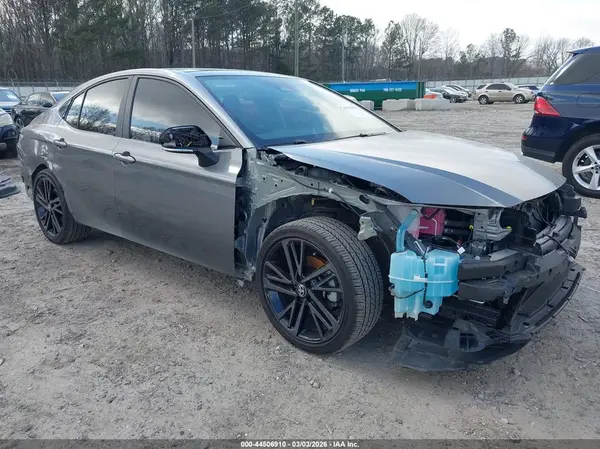 4T1DAACK1SU633499 2025 TOYOTA CAMRY - Image 1