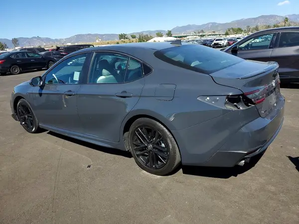 4T1DAACK1SU637679 2025 TOYOTA CAMRY - Image 2