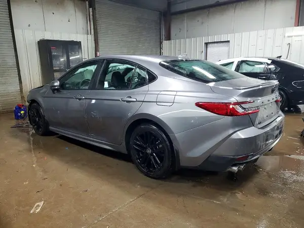 4T1DAACK1SU642736 2025 TOYOTA CAMRY - Image 2