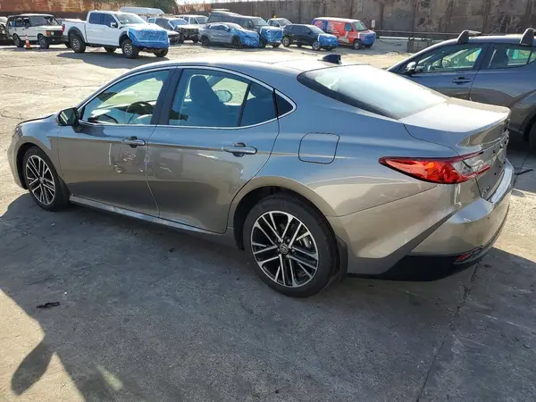 4T1DAACK1SU645300 2025 TOYOTA CAMRY - Image 2