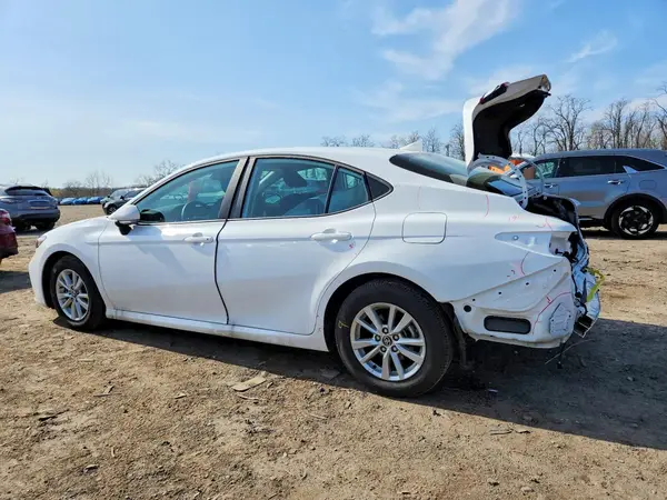 4T1DAACK1SU645670 2025 TOYOTA CAMRY - Image 2