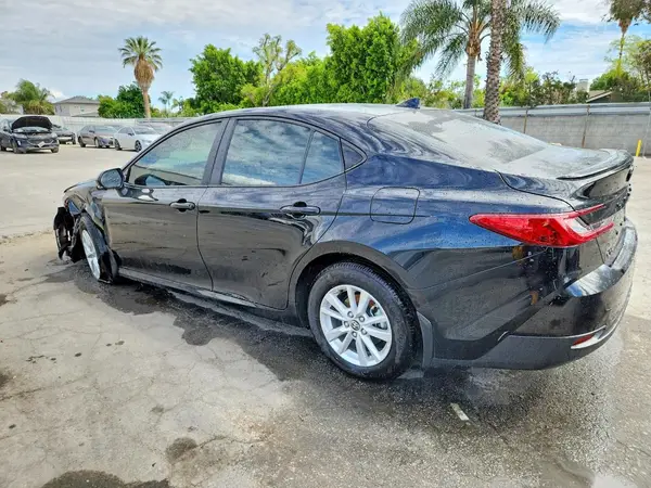 4T1DAACK1SU646009 2025 TOYOTA CAMRY - Image 2