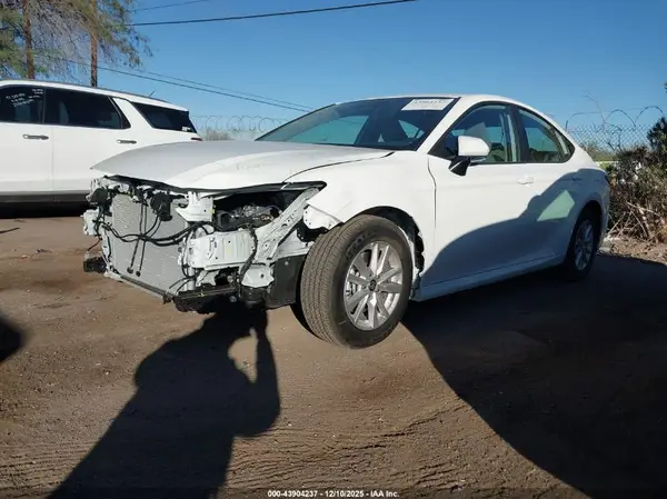 4T1DAACK1TU224582 2026 TOYOTA CAMRY - Image 2