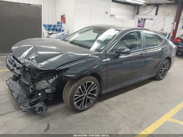 4T1DAACK1TU232066 2026 TOYOTA CAMRY - Image 2