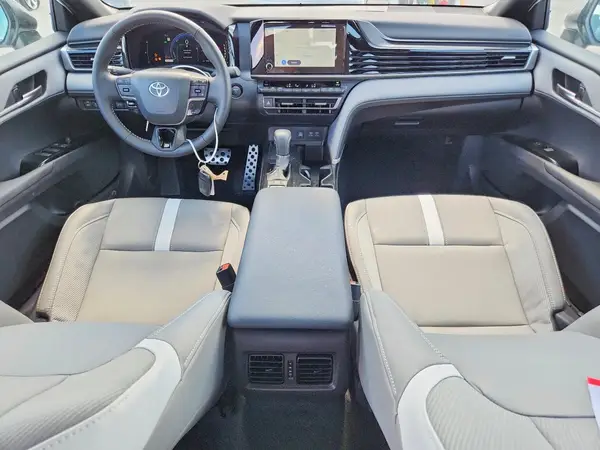 4T1DAACK1TU254956 2026 TOYOTA CAMRY - Image 8