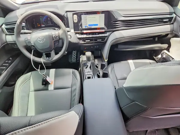 4T1DAACK1TU304027 2026 TOYOTA CAMRY - Image 8