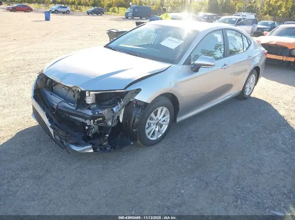 4T1DAACK1TU651793 2026 TOYOTA CAMRY - Image 2