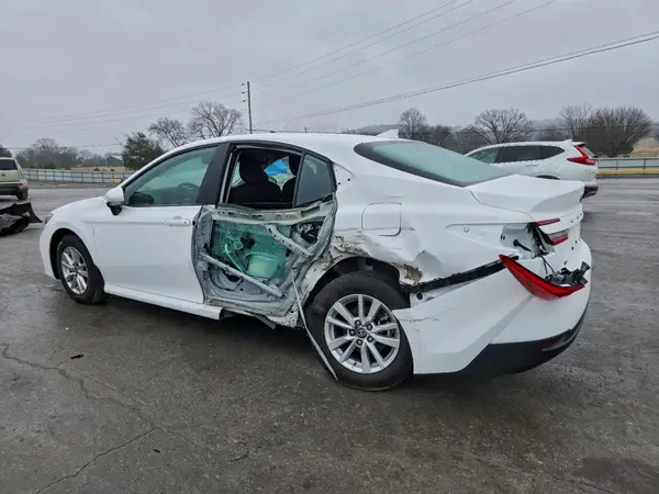 4T1DAACK1TU652703 2026 TOYOTA CAMRY - Image 2