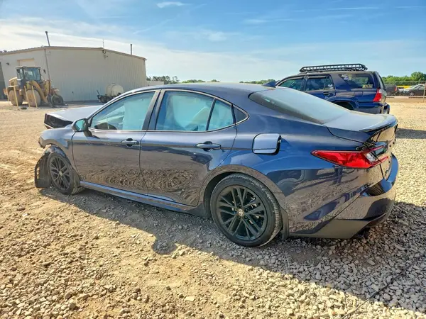 4T1DAACK1TU653219 2026 TOYOTA CAMRY - Image 2