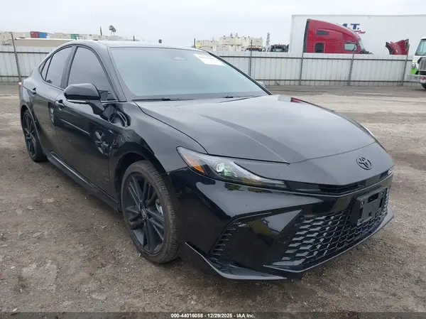 4T1DAACK1TU654564 2026 TOYOTA CAMRY - Image 1