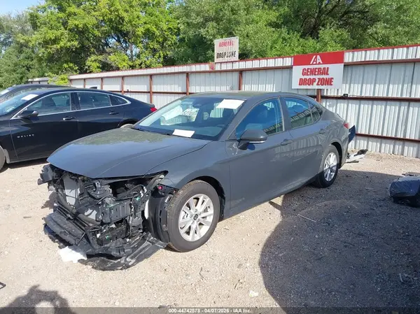 4T1DAACK1TU684406 2026 TOYOTA CAMRY - Image 2