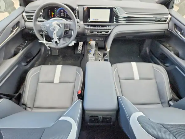 4T1DAACK1TU724970 2026 TOYOTA CAMRY - Image 8