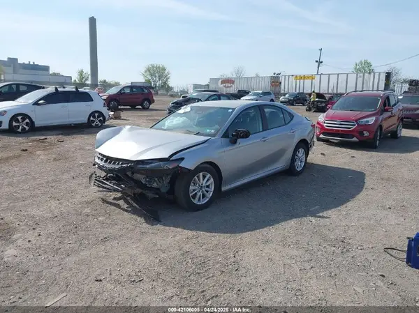 4T1DAACK2SU008464 2025 TOYOTA CAMRY - Image 2