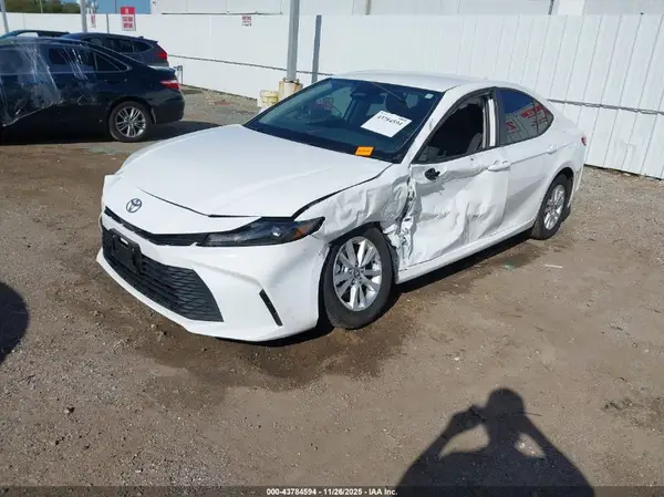 4T1DAACK2SU019576 2025 TOYOTA CAMRY - Image 2