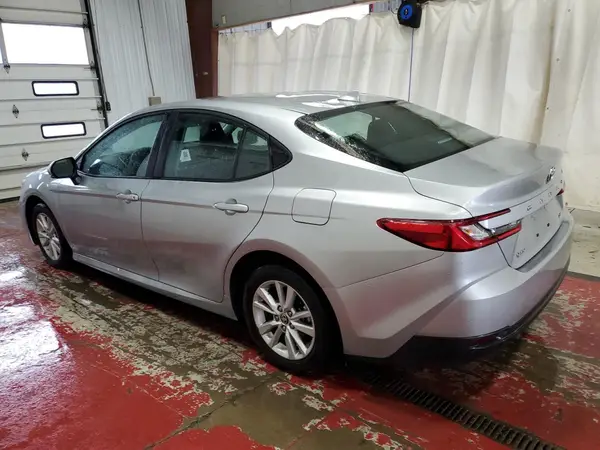 4T1DAACK2SU019688 2025 TOYOTA CAMRY - Image 2