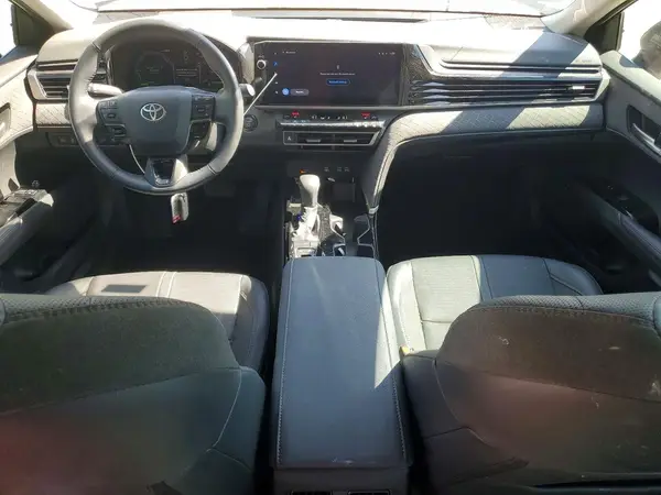 4T1DAACK2SU021098 2025 TOYOTA CAMRY - Image 8