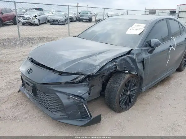 4T1DAACK2SU021778 2025 TOYOTA CAMRY - Image 2
