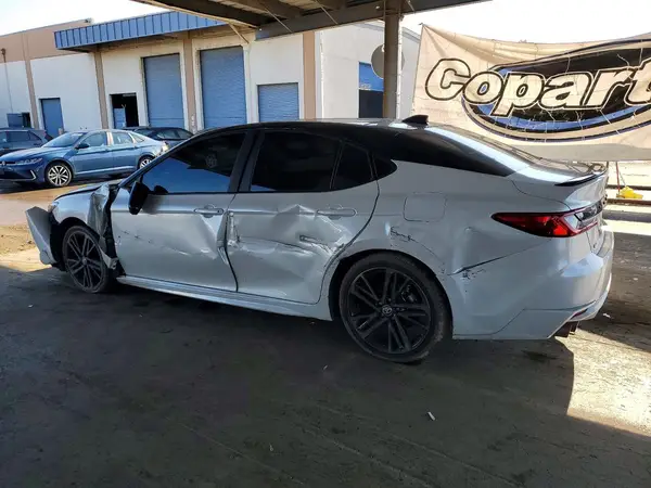 4T1DAACK2SU024812 2025 TOYOTA CAMRY - Image 2