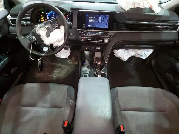 4T1DAACK2SU024938 2025 TOYOTA CAMRY - Image 8