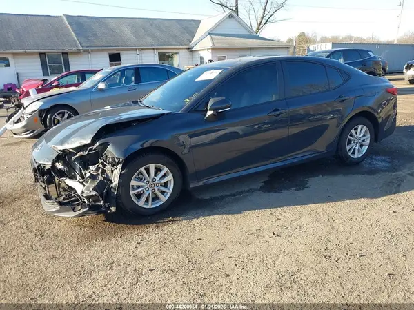 4T1DAACK2SU029427 2025 TOYOTA CAMRY - Image 2