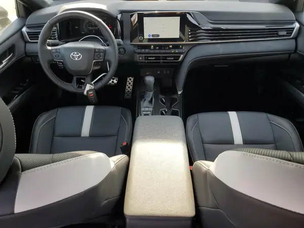 4T1DAACK2SU030190 2025 TOYOTA CAMRY - Image 8