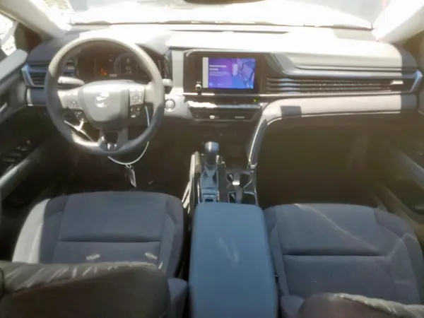 4T1DAACK2SU031596 2025 TOYOTA CAMRY - Image 8