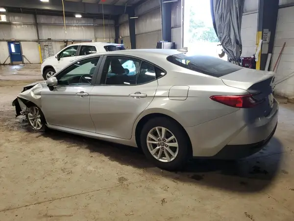 4T1DAACK2SU036541 2025 TOYOTA CAMRY - Image 2