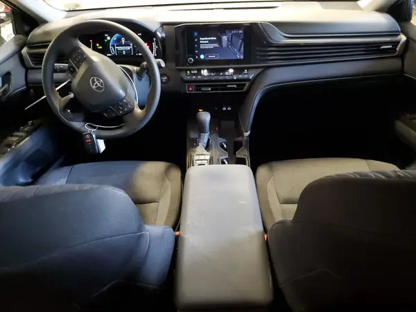 4T1DAACK2SU036541 2025 TOYOTA CAMRY - Image 8