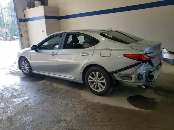 4T1DAACK2SU042744 2025 TOYOTA CAMRY - Image 2