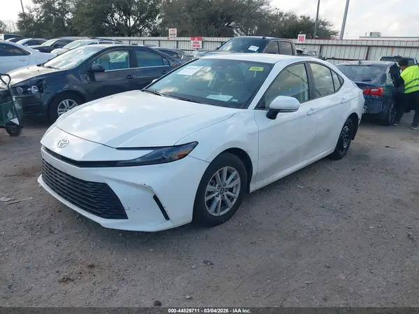 4T1DAACK2SU045305 2025 TOYOTA CAMRY - Image 2