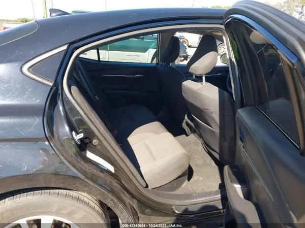 4T1DAACK2SU054425 2025 TOYOTA CAMRY - Image 8