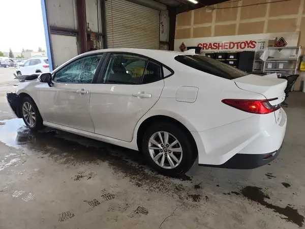 4T1DAACK2SU055705 2025 TOYOTA CAMRY - Image 2