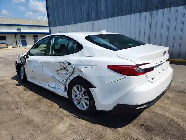 4T1DAACK2SU056465 2025 TOYOTA CAMRY - Image 2