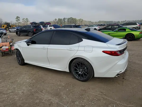 4T1DAACK2SU057633 2025 TOYOTA CAMRY - Image 2