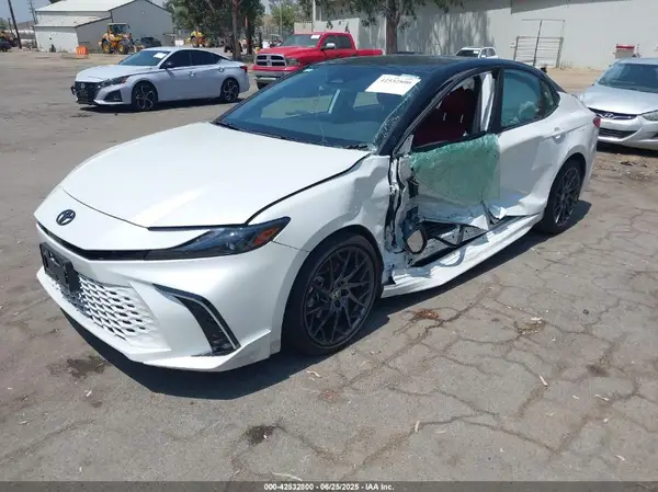 4T1DAACK2SU066980 2025 TOYOTA CAMRY - Image 2