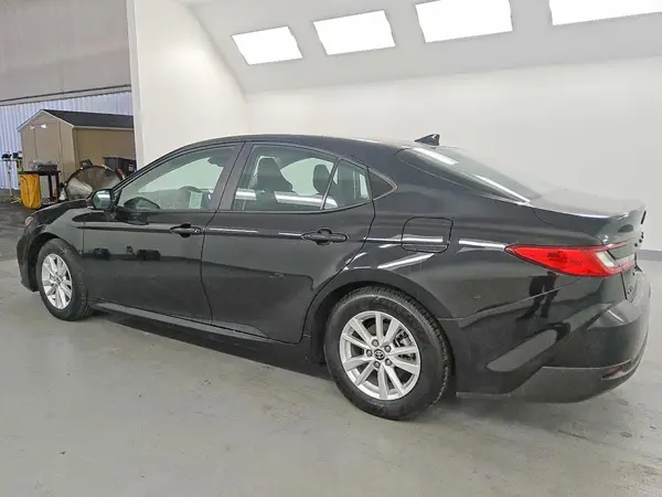 4T1DAACK2SU077770 2025 TOYOTA CAMRY - Image 2