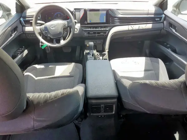 4T1DAACK2SU084315 2025 TOYOTA CAMRY - Image 8