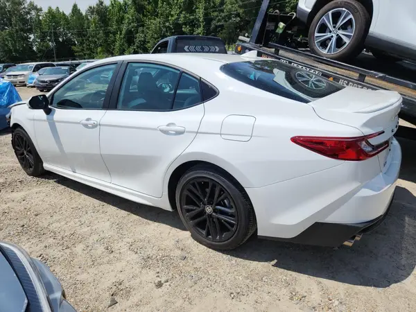 4T1DAACK2SU085528 2025 TOYOTA CAMRY - Image 2